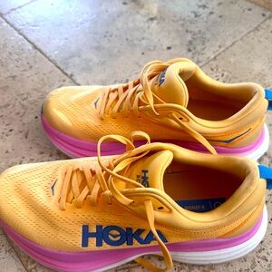 Hola one one Women's Bondi 8 (Impala/Cyclamen) Women's Shoes